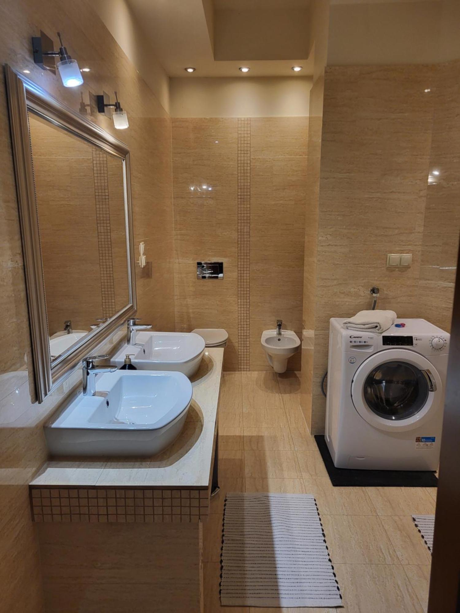 Charlotte Apartment Tarnów Kültér fotó