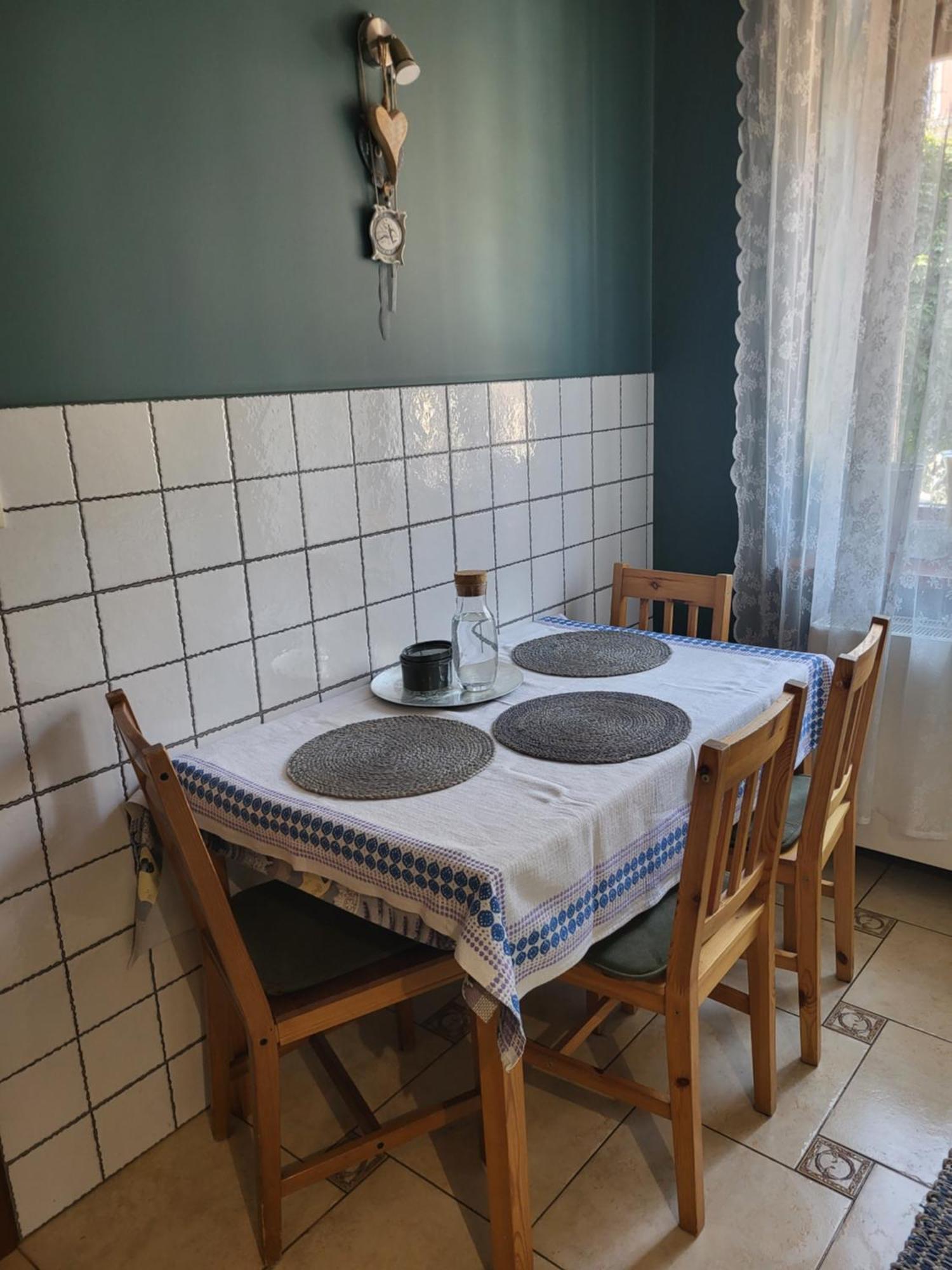 Charlotte Apartment Tarnów Kültér fotó
